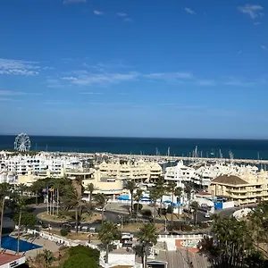 Mara's Puerto Marina - Primera Linea De Playa - Puerto Marina Area Apartamento